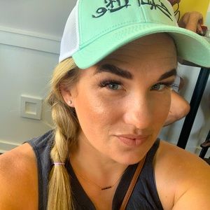 Meet your Posher, Amber